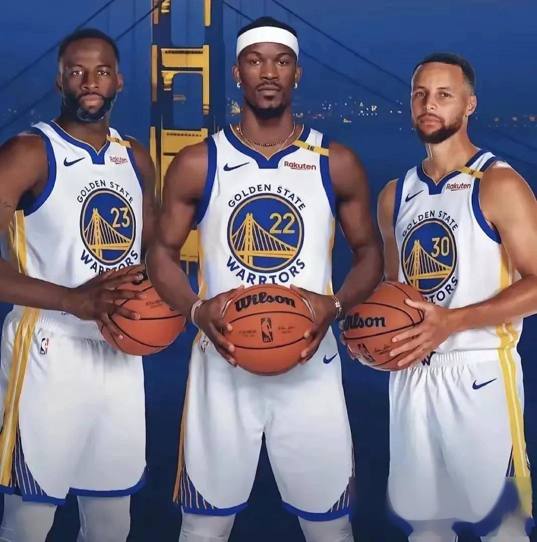 NBA：太阳击败篮网 杜兰特贡献全场最高分（NBA：太阳力克篮网 杜兰特轰下全场最高分）