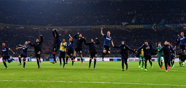 费兰-托雷斯帽子戏法领衔，巴尔吉首球惊艳：巴萨三将书写拉卡图哈尔之夜