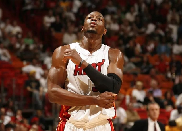 本赛季阿根廷球员欧冠参与进球榜：阿尔瓦雷斯6粒居首（阿尔瓦雷斯6球领跑本赛季阿根廷球员欧冠参与进球榜）