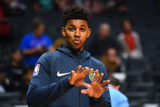 2025非洲足球先生最终入围名单：阿什拉夫、萨拉赫、奥斯梅恩（阿什拉夫、萨拉赫、奥斯梅恩入选2025非洲足球先生最终候选名单）