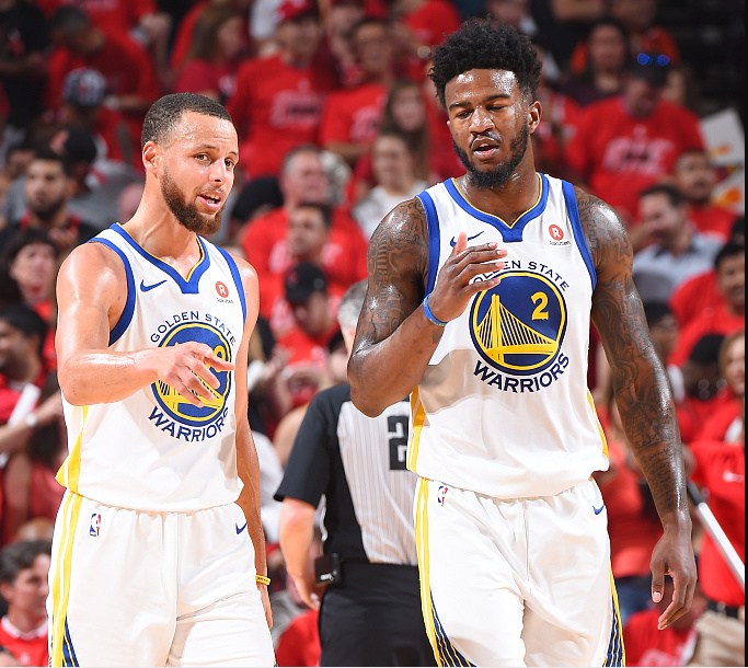 拜仁官方：于帕梅卡诺因负荷管理未进战圣保利大名单（拜仁官宣：出于负荷管理考虑，于帕梅卡诺无缘对阵圣保利名单）