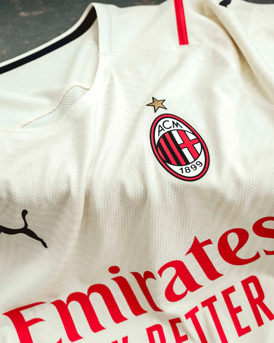 触球最少的人，决定了胜负（胜负由触球最少者定夺）